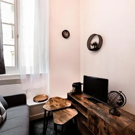 Duplex Dans Les Pentes De La Croix-rousse Ail Apartament *